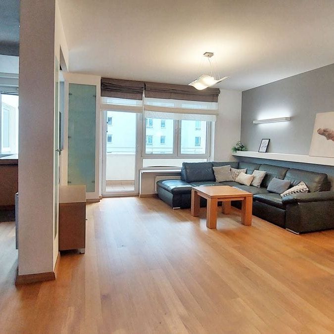 Świetnie zaprojektowane, cena z garażem! 68 m² - Фото 1