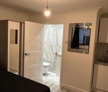 Studio Flat, Studio, E16 - Photo 3