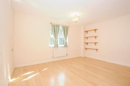 3 bedroom townhouse to rent - Photo 3