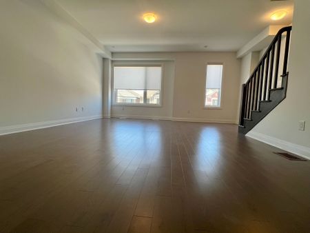 For Lease - 7 Wisla Avenue, Markham, Ontario - Photo 2