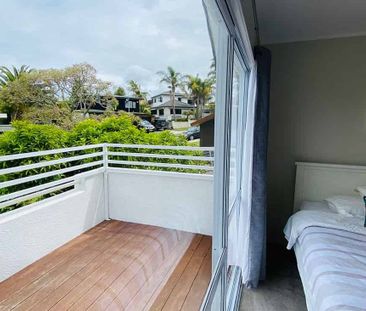 Looking for a full-time working single man - Photo 4