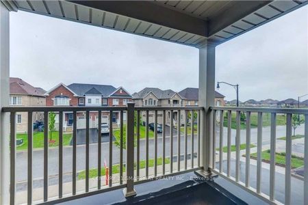 For Lease - 52 Franktown Drive, Brampton, Ontario - Photo 5