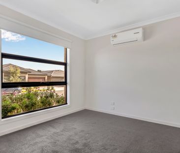 Immaculate 4 Bedroom Home - Photo 6