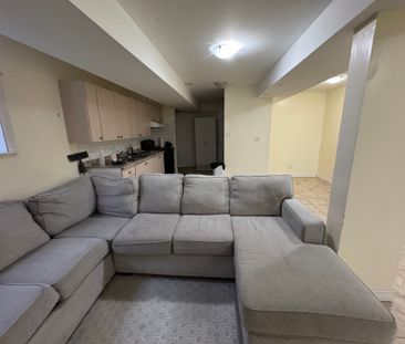 For Lease - 124 Herdwick Street, Brampton, Ontario - Photo 4