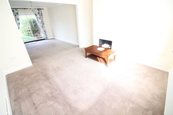 Balmoral Drive, Hayes - Photo 1