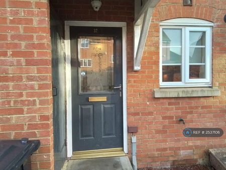 2 bedroom terraced house to rent - Photo 3