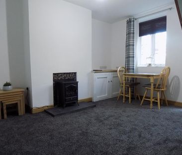 1 bedroom terraced house to rent - Photo 2