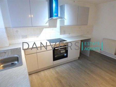 3 bedroom terraced house to rent - Photo 3