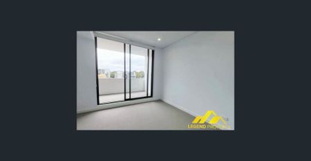 Sunlit East-Facing Apartment in the Heart of St Marys - Photo 3