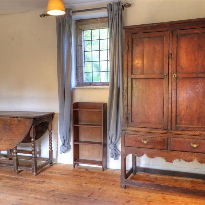 2 bedroom cottage to rent - Photo 1