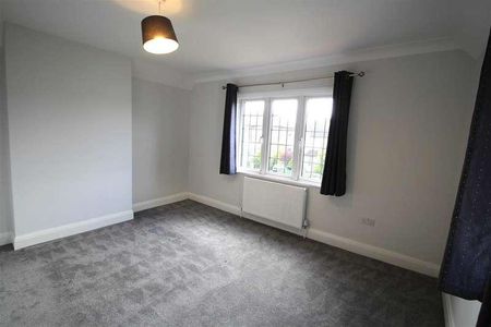 Newcombe Park, Mill Hill, NW7 - Photo 3