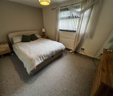 1 Pinecroft Avenue, Newtownards, BT23 8QN - Photo 2