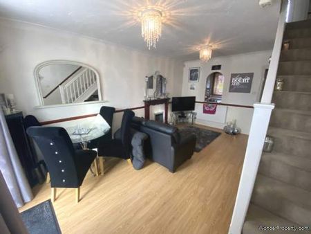 2 bedroom property to rent in Borehamwood - Photo 2