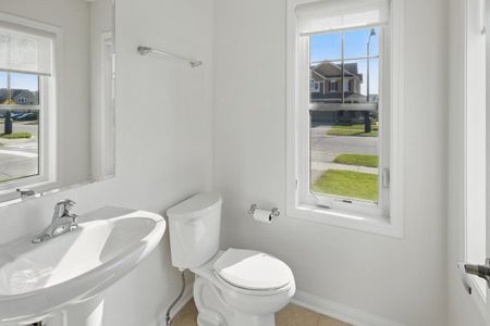 For Lease - 2 Giltspur Road, Brampton, Ontario - Photo 2