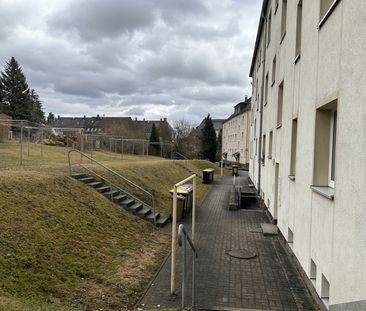 Dachgeschoss-Wohnung mit Wohlfühlfaktor – Einbauküche & Garten möglich - Photo 5