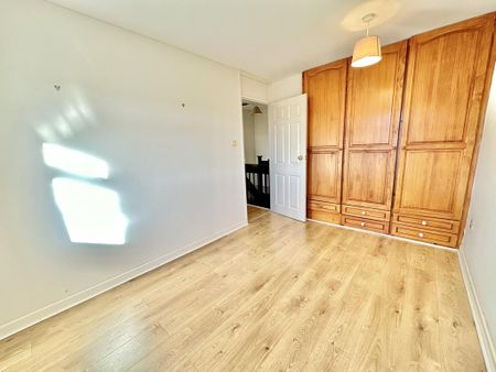 3 bedroom detached house to rent - Photo 3