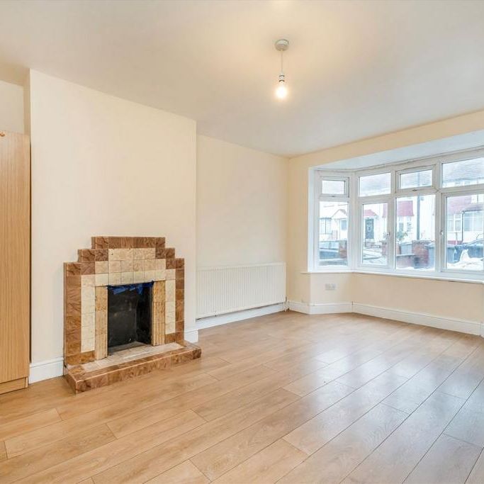 4 bedroom house to rent - Photo 1