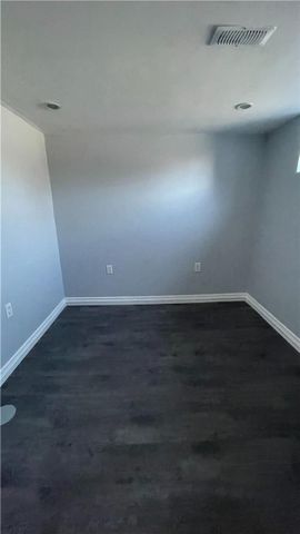 For Lease - 65 Whitburn Crescent, Toronto, Ontario - Photo 2