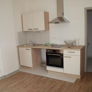 Location Appartement 1 pièce 19m² CAMBRAI 59400 - Photo 2