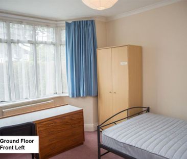 4 bedroom semi-detached house to rent - Photo 3