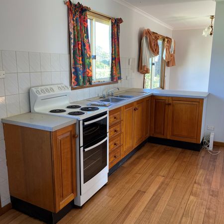 2 BEDROOM HOUSE IN WALLAGA LAKE - Photo 3