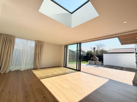 2/7 Roa Road, Fendalton, NZ 8041 - Photo 4