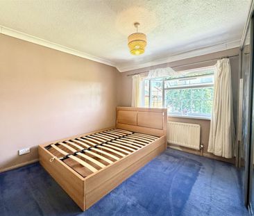 3 Bedroom House - Terraced To Let - Photo 5