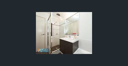 LOW-MAINTENANCE LIVING IN A PRIME SOUTHERN RIVER LOCATION - Photo 4