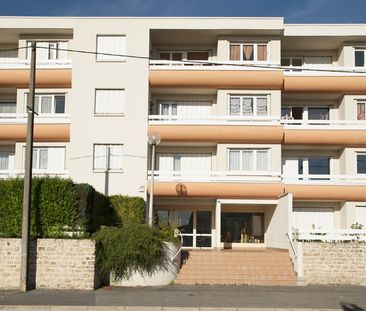 À SEDAN - Photo 2