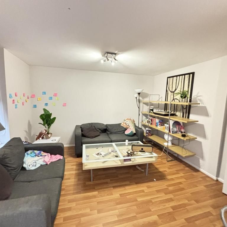 5 bedroom house to rent - Photo 1