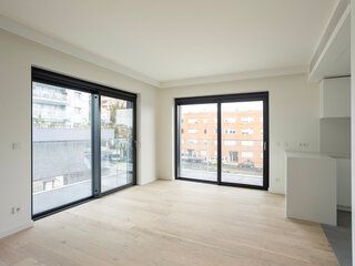 Apartment 1 bedrooms in the center Praça de Espanha São Sebastião da Pedreira Lisboa for rent - video surveillance, garden, balcony, store room, green areas, swimming pool, condominium - Foto 1