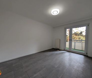 ruhige 2 Zimmerwohnung: frisch für Sie hergerichtet inkl. neuer Küche - Foto 1