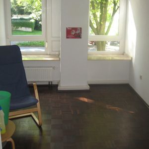 *** Familienfreundliche 4-Zimmerwohnung Märkische Straße nähe Stadewäldchen *** 1. OG. - Photo 2
