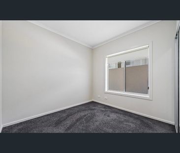 7/10-16 Light Common, Mawson Lakes, SA 5095 - Photo 1