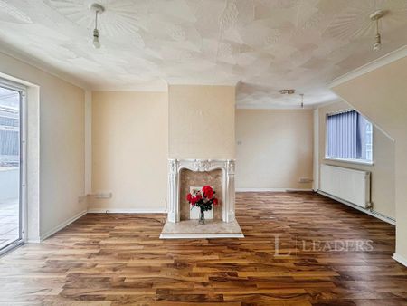 3 bedroom semi-detached house to rent - Photo 3