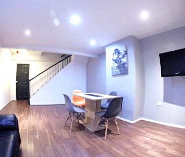 Student Accommodation, 39 Monks Road, Lincoln, Lincolnshire, LN2 5HN - Photo 2