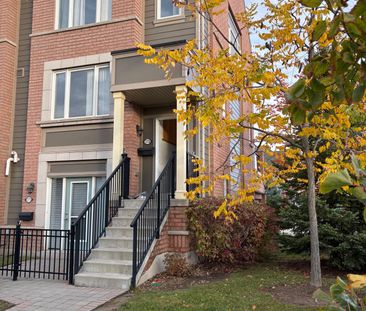 For Lease - 173 Lewis Honey Drive Unit# 54, Aurora, Ontario - Photo 3