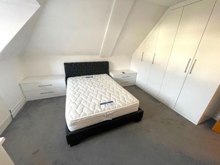 2 bedroom apartment to rent - Photo 3