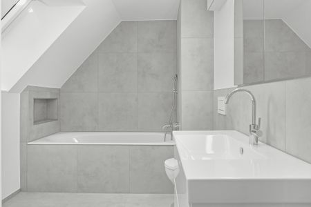 Exklusive 4 ½-Zimmer Attikawohnung mit Galerie und Terrasse - Photo 2
