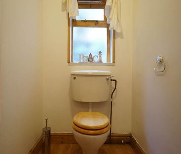 Ground Floor Flat, 5 Mount Pleasant - Photo 4