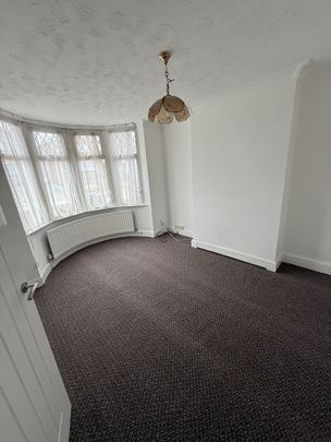 3 Bed Terraced House, Macdonald Road, CV2 - Photo 1