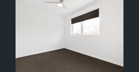 **REGISTER TO INSPECT VIA REALESTATE.COM.AU LINK & PHOTO ID MUST BE PROVIDED AT ENTRY, WHEN VIEWING ALL RENTAL PROPERTIES WITH BARRY PLANT FRANKSTON** - Photo 4