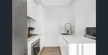 Modern Apartment Living - Photo 2