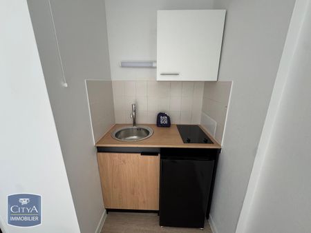 Location Appartement 1 pièce 22m² POITIERS 86000 - Photo 3