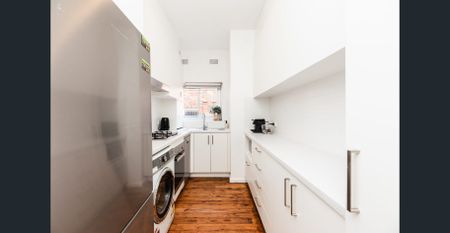 BEACH PAD FURNISHED @ BONDI BEACH - Inspection by Appointment - Photo 2