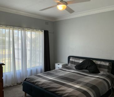 Neat 4 bedroom home - Photo 5