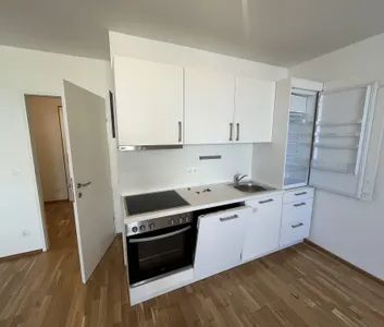 Tolle Ausstattung! Moderne 1-Zimmer-Wohnung mit Balkon! - Foto 2