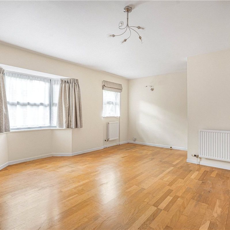 A one bed bedroom apartment close to the Summertown shops in North Oxford. - Photo 1
