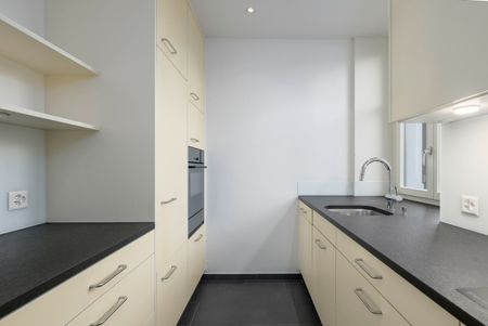 Charming 4-room art nouveau apartment with far-reaching views - Photo 5