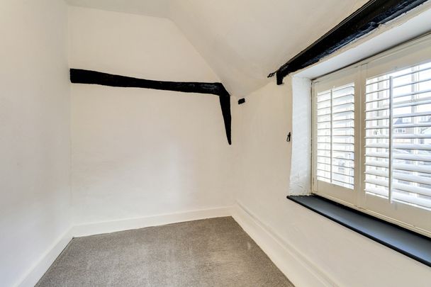 High Street, Redbourn, AL3 7LN - Photo 1